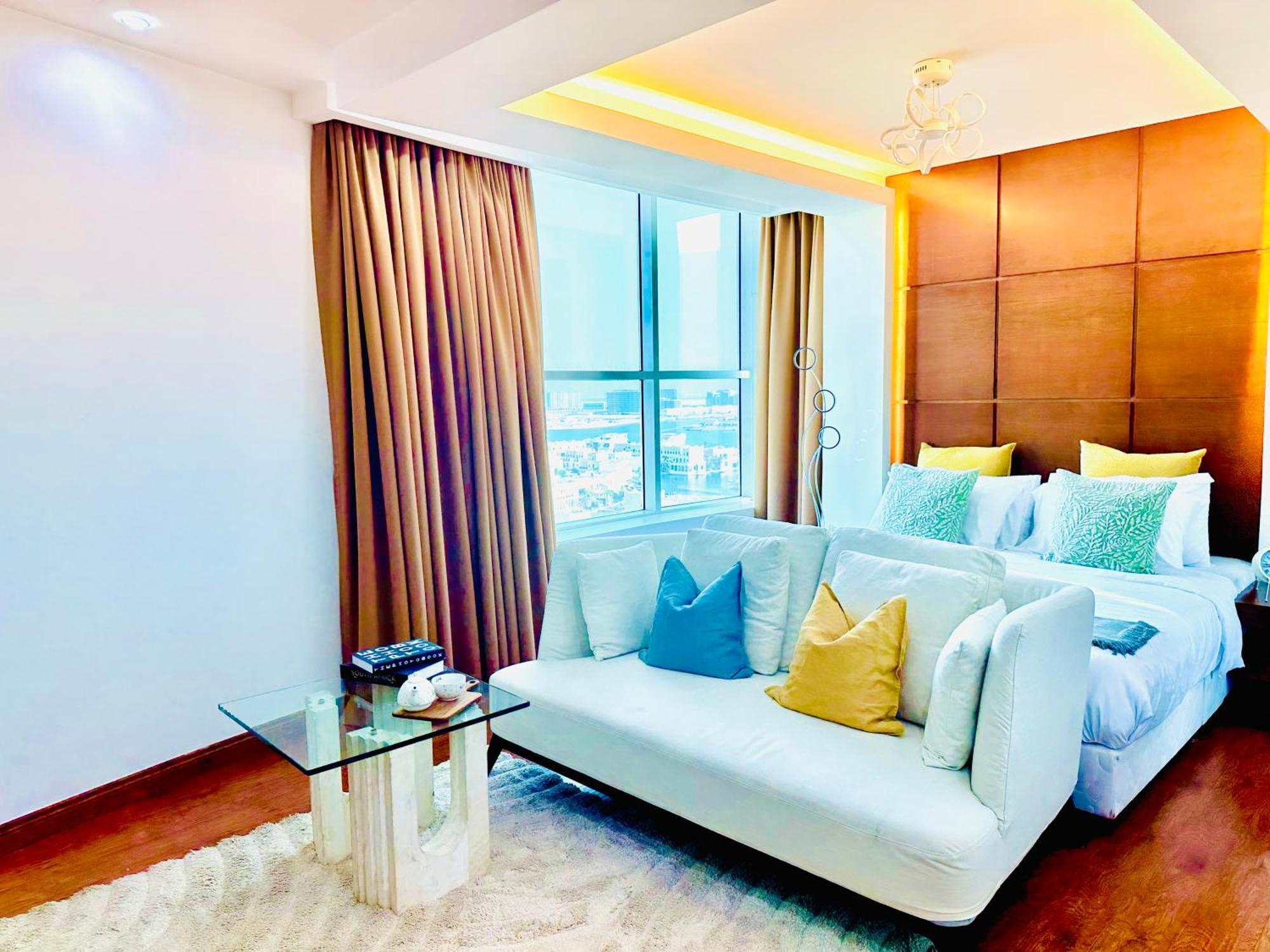 Saxophone Suites Muharraq Extérieur photo