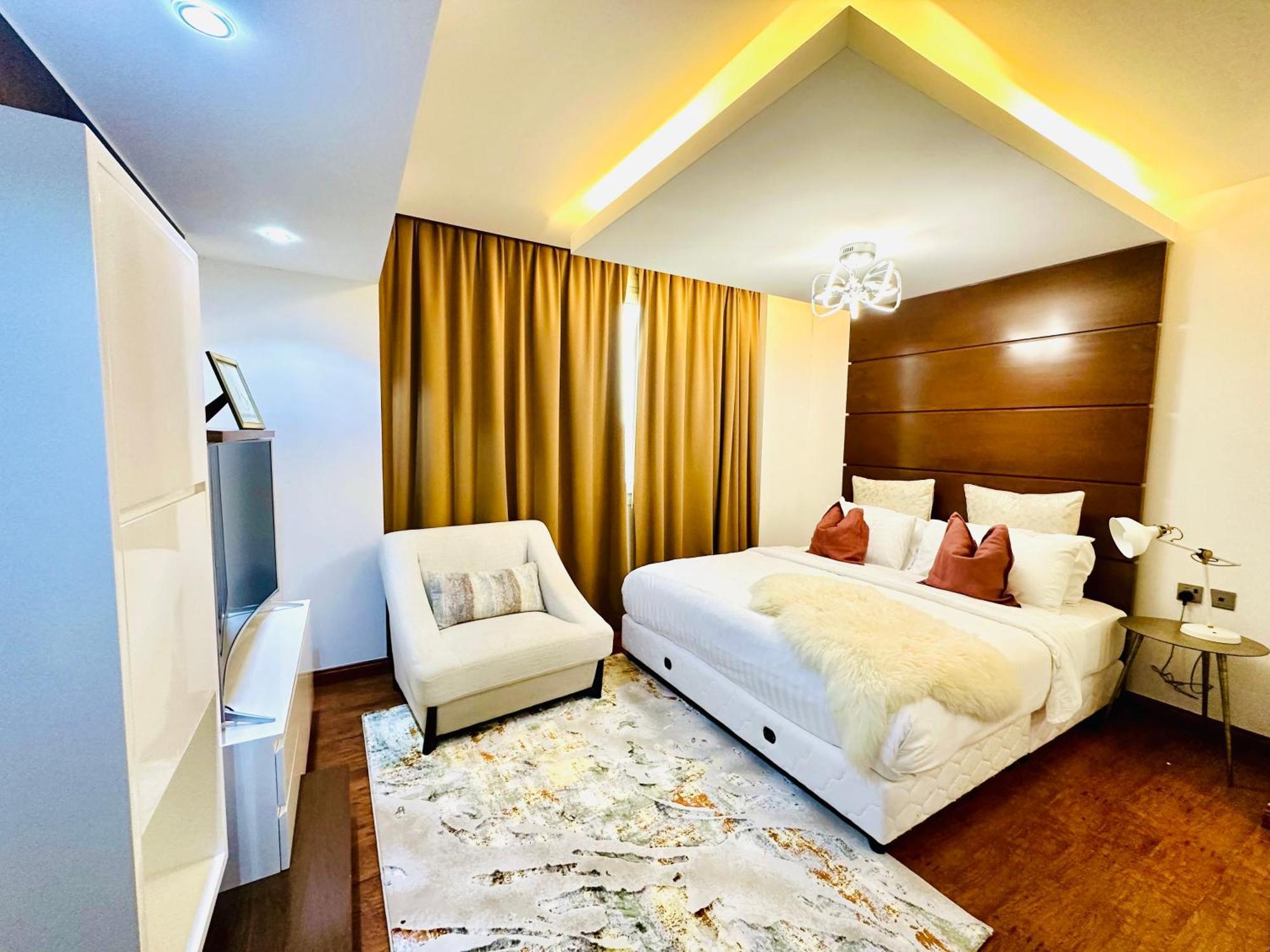Saxophone Suites Muharraq Extérieur photo