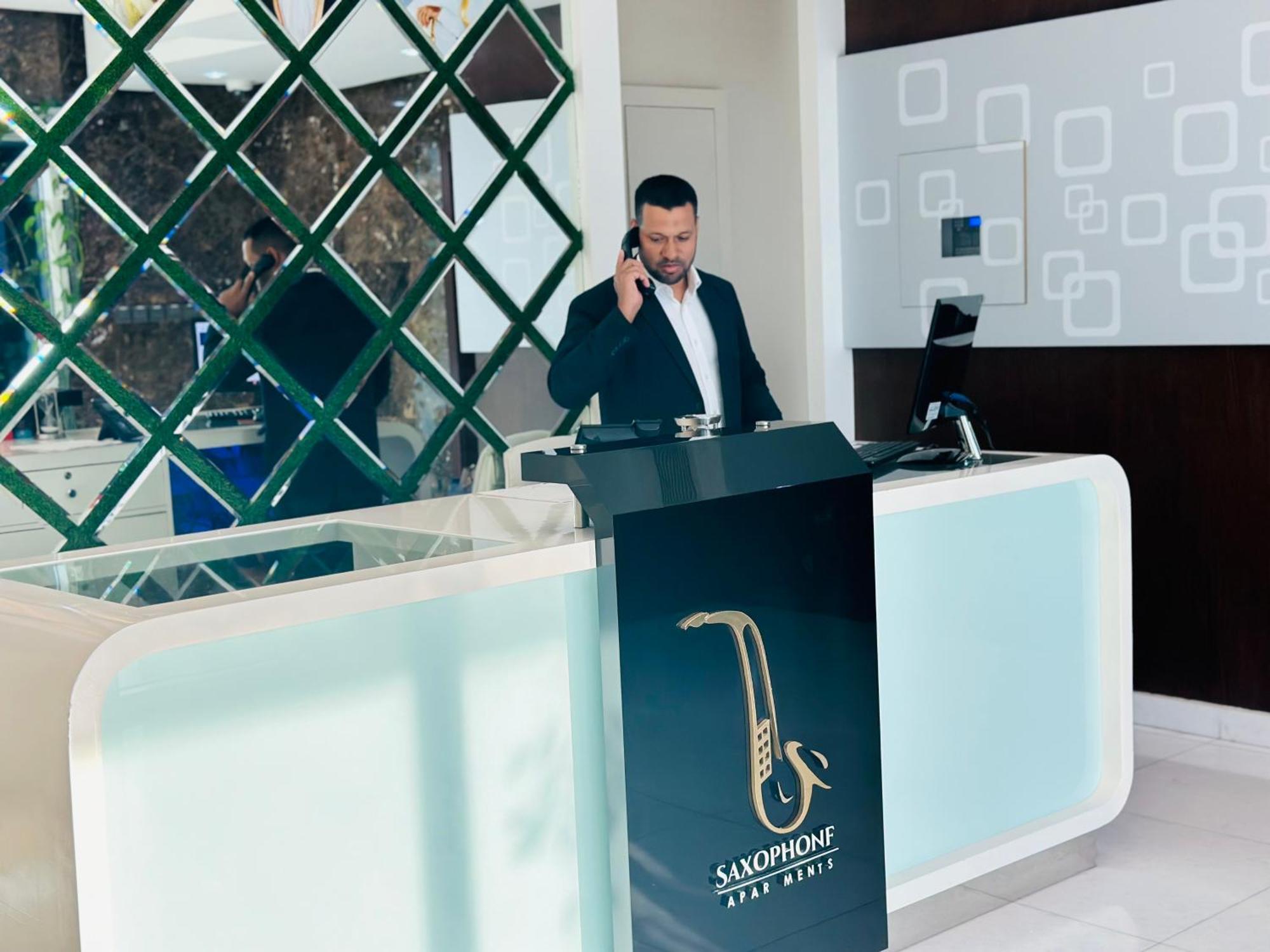 Saxophone Suites Muharraq Extérieur photo