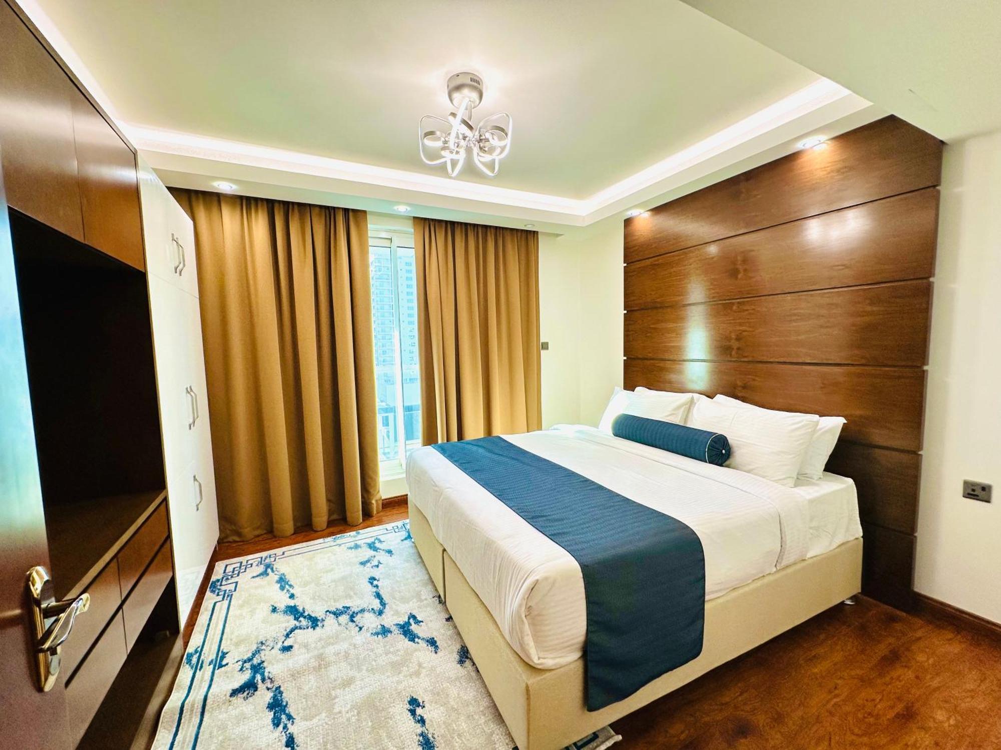 Saxophone Suites Muharraq Extérieur photo