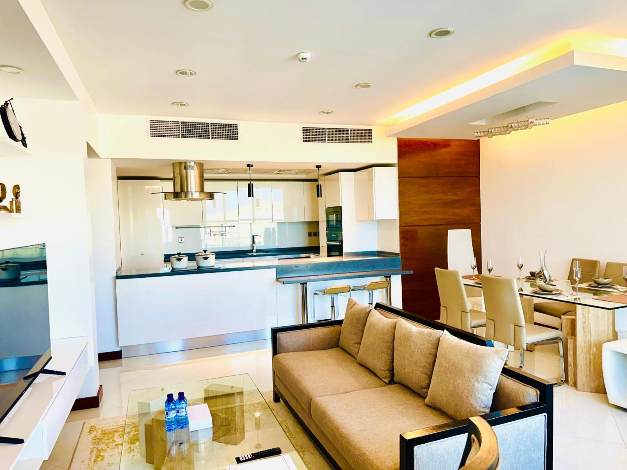 Saxophone Suites Muharraq Extérieur photo